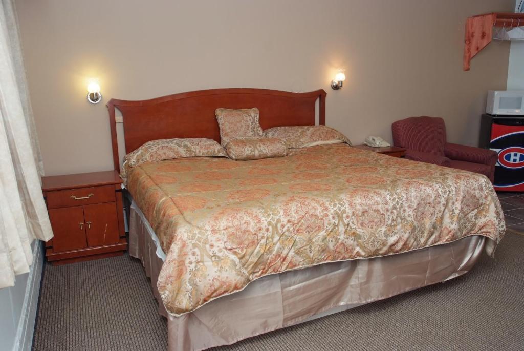 Fairway Inn & Suites Kitchener Habitación foto